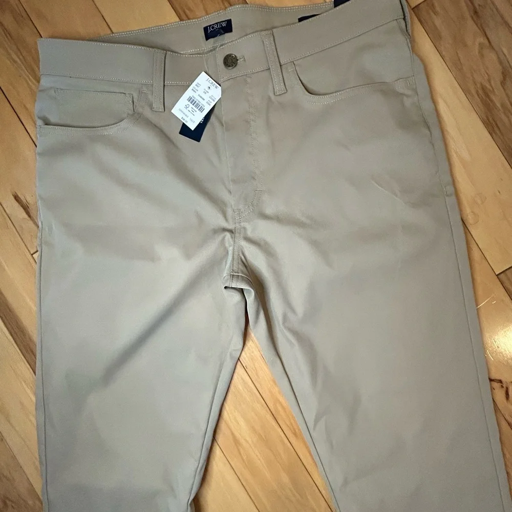 NWT J.Crew Classic Men's Khaki Five-Pocket Tech Straight Flex Pants Chinos 33x34